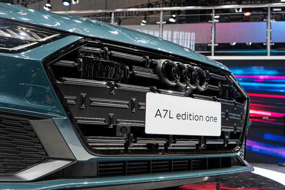 当优雅遇上潮流,当优雅碰上运动西装暴徒不再是梦