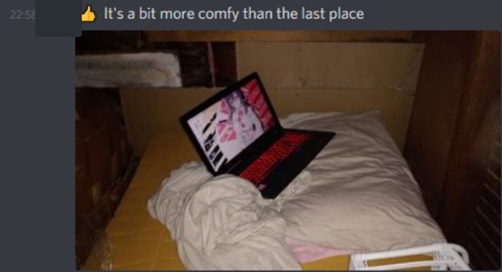 打石膏吊盐瓶还要指挥帮会打团？这些游戏玩家也太敬业了吧