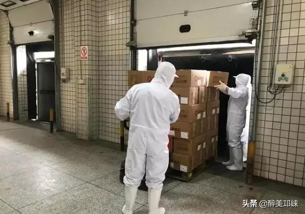 爱心企业主捐赠物资助力家乡抗疫,爱心企业慷慨解囊助力疫情防控