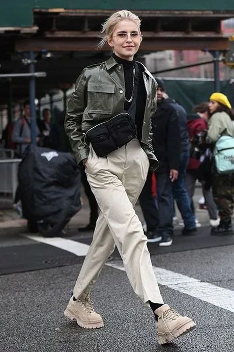 秋冬不露脚踝穿法火了,今年冬天流行九分裤露脚踝穿法