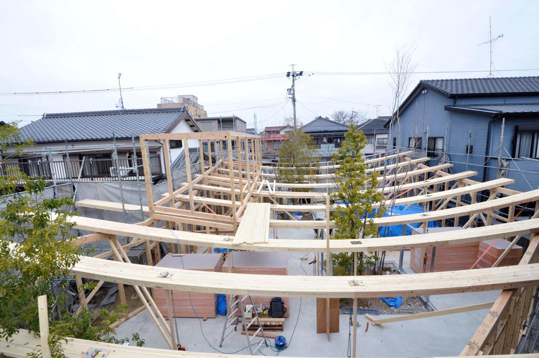 建筑的设计感探索,开放性的露台式建筑