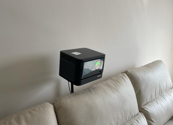 想要买清晰度高的投影仪怎么选,什么品牌投影仪清晰度最好