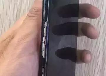 便宜买苹果11翻车视频,iphone11爆摔测试