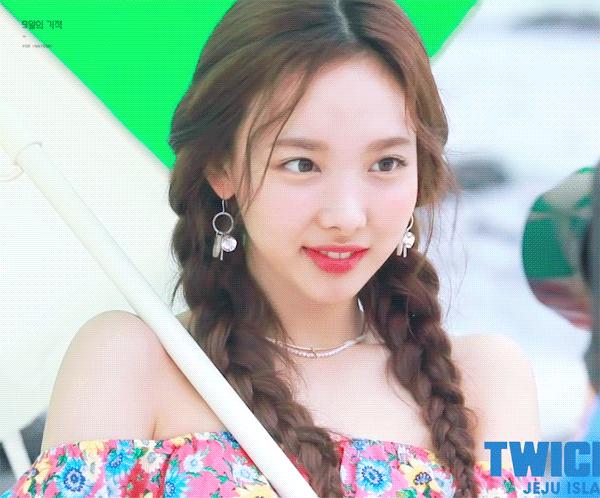 怎么练出angelababy微笑唇,angelababy演技微笑唇