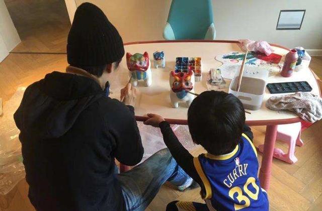 用游戏启发幼儿美术教育,如何利用游戏让孩子学习