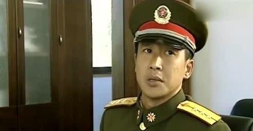 小说士兵突击伍六一最后的结局,士兵突击中伍六一和史今结局如何