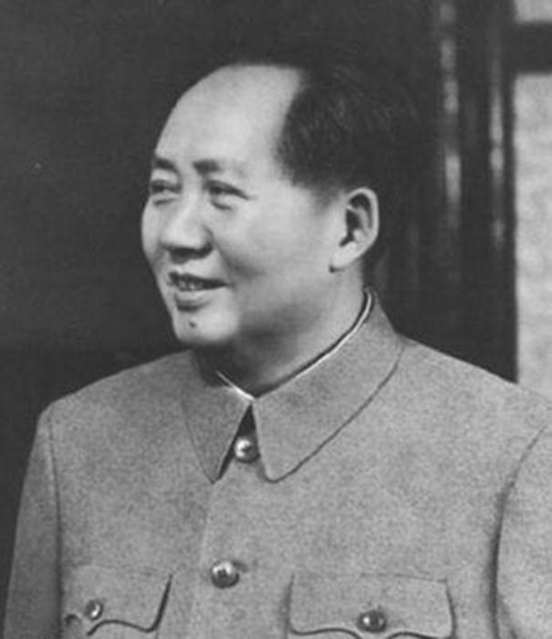 91年干部发现一山头像毛主席，孔令华初见哭了，李讷感叹：太像了