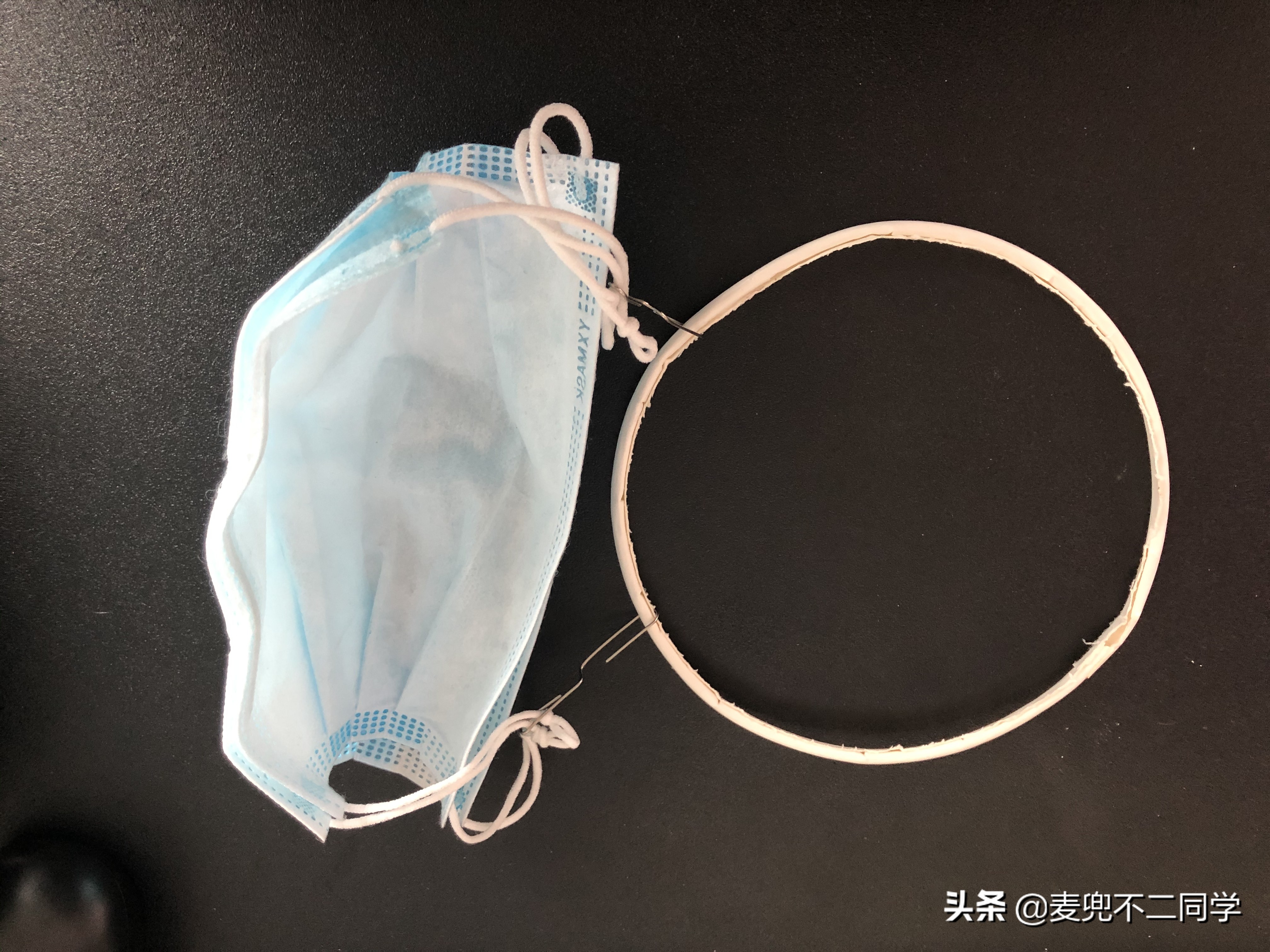 n95口罩戴着耳朵疼解决方法,口罩把耳朵勒烂了怎么办用什么药