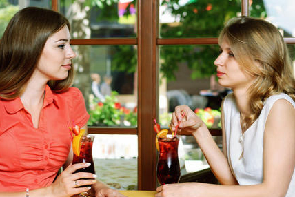 面对老公对于前妻的正确态度,男人离婚该不该和前妻保持联系