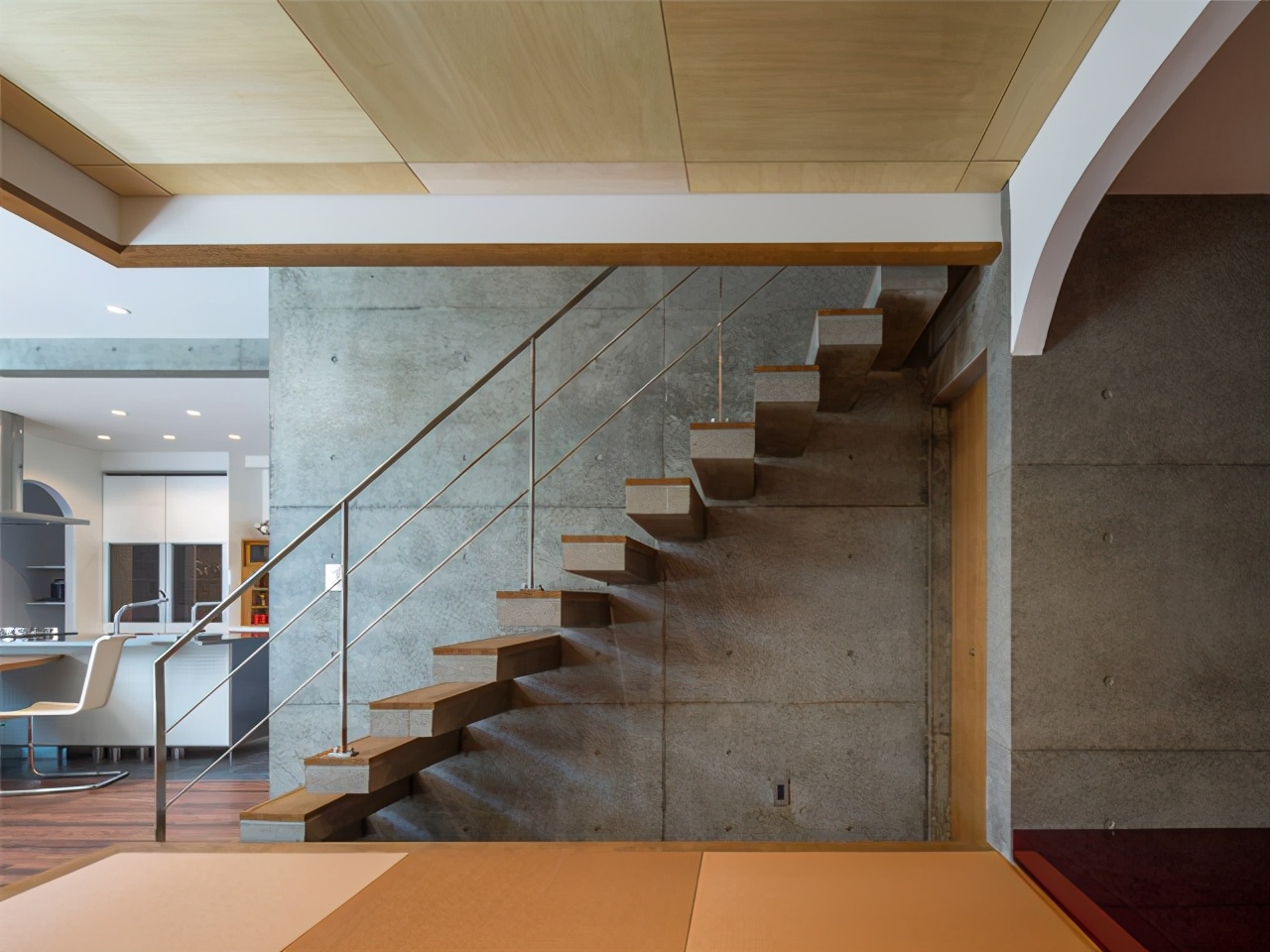 家庭实木楼梯怎么选,实木楼梯怎么选