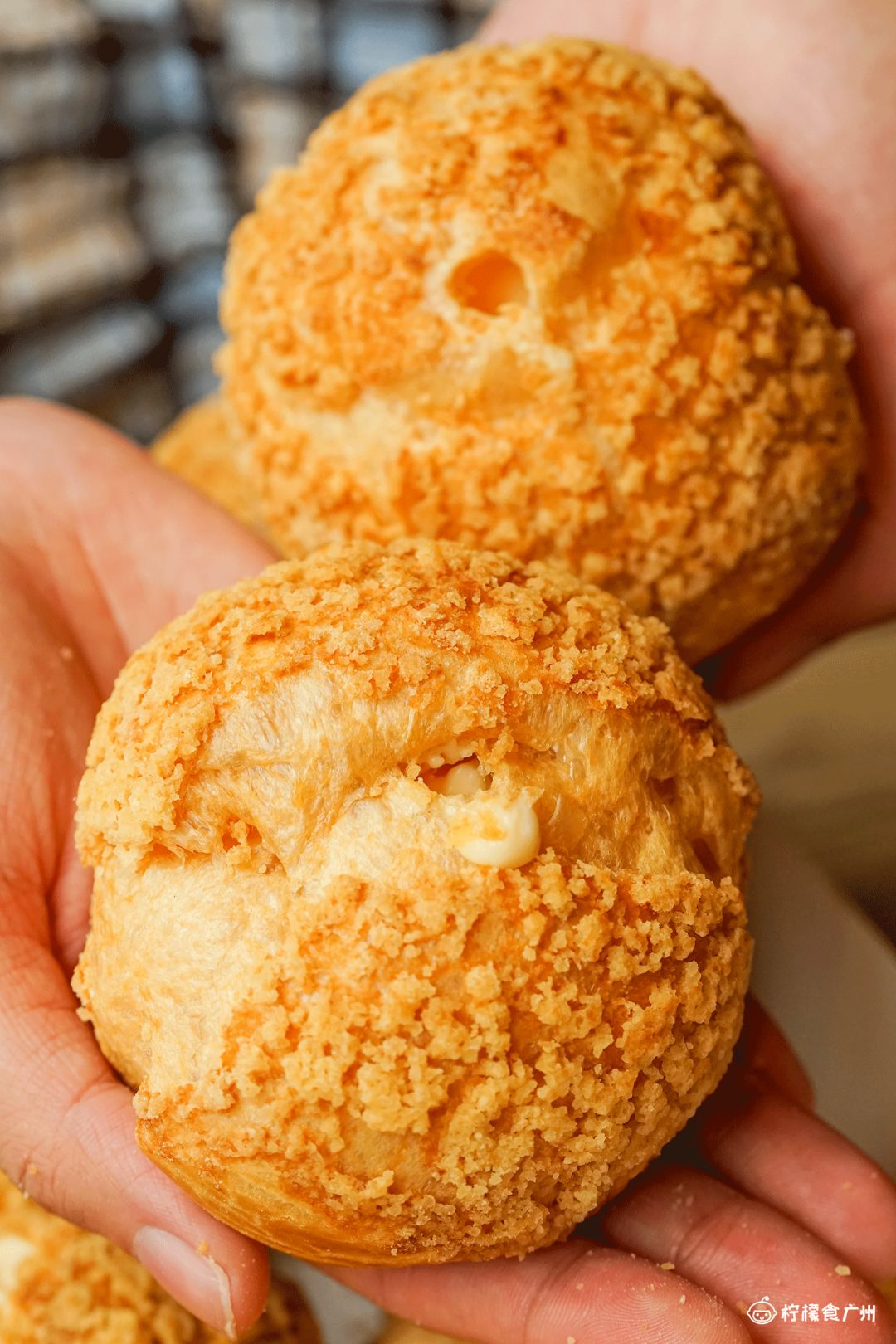 冰淇淋泡芙2个只需1.99元,冰淇淋泡芙一个只要3毛钱