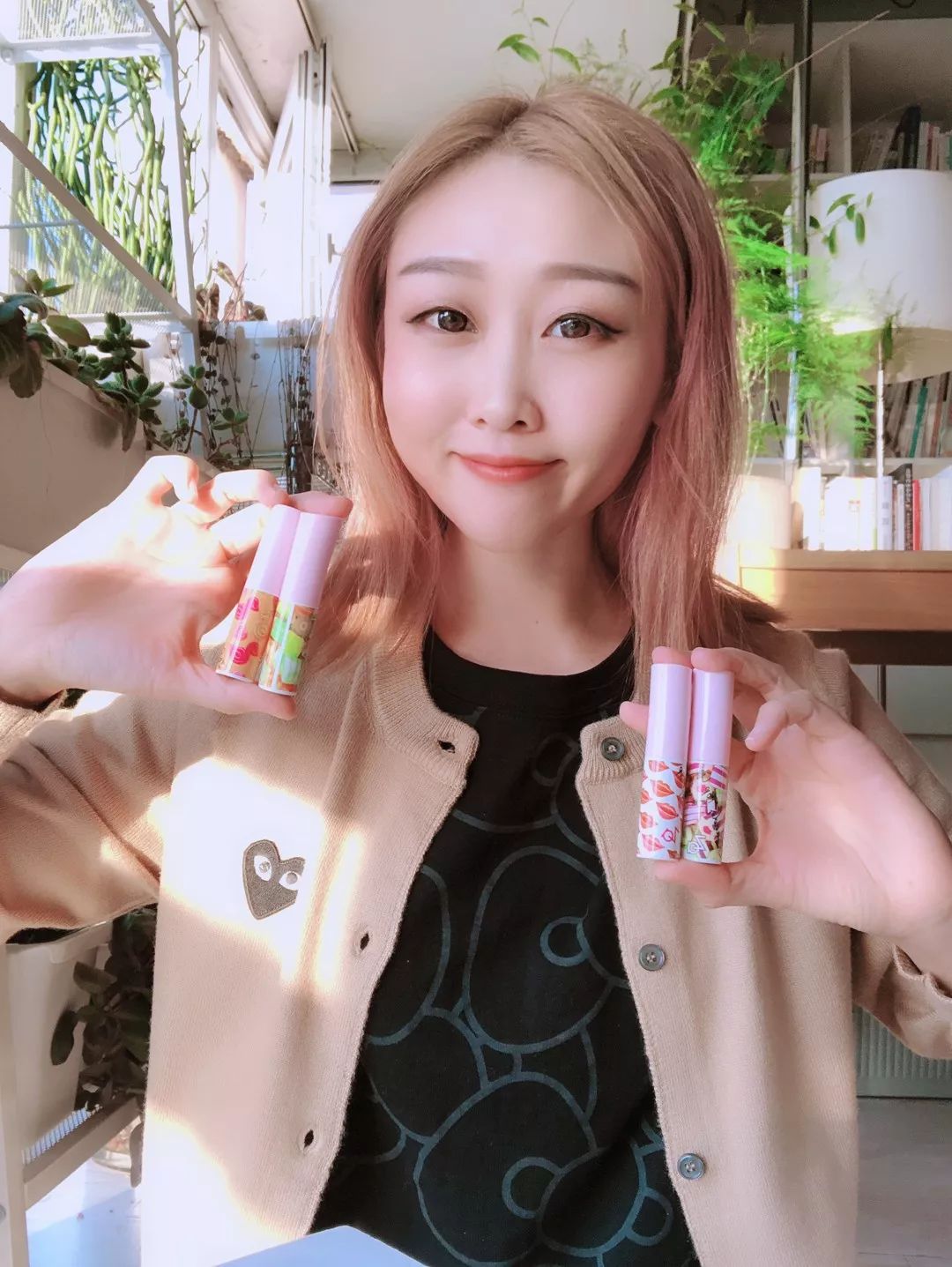 朋友圈精致生活却一地鸡毛,精致朋友圈背后的真实故事