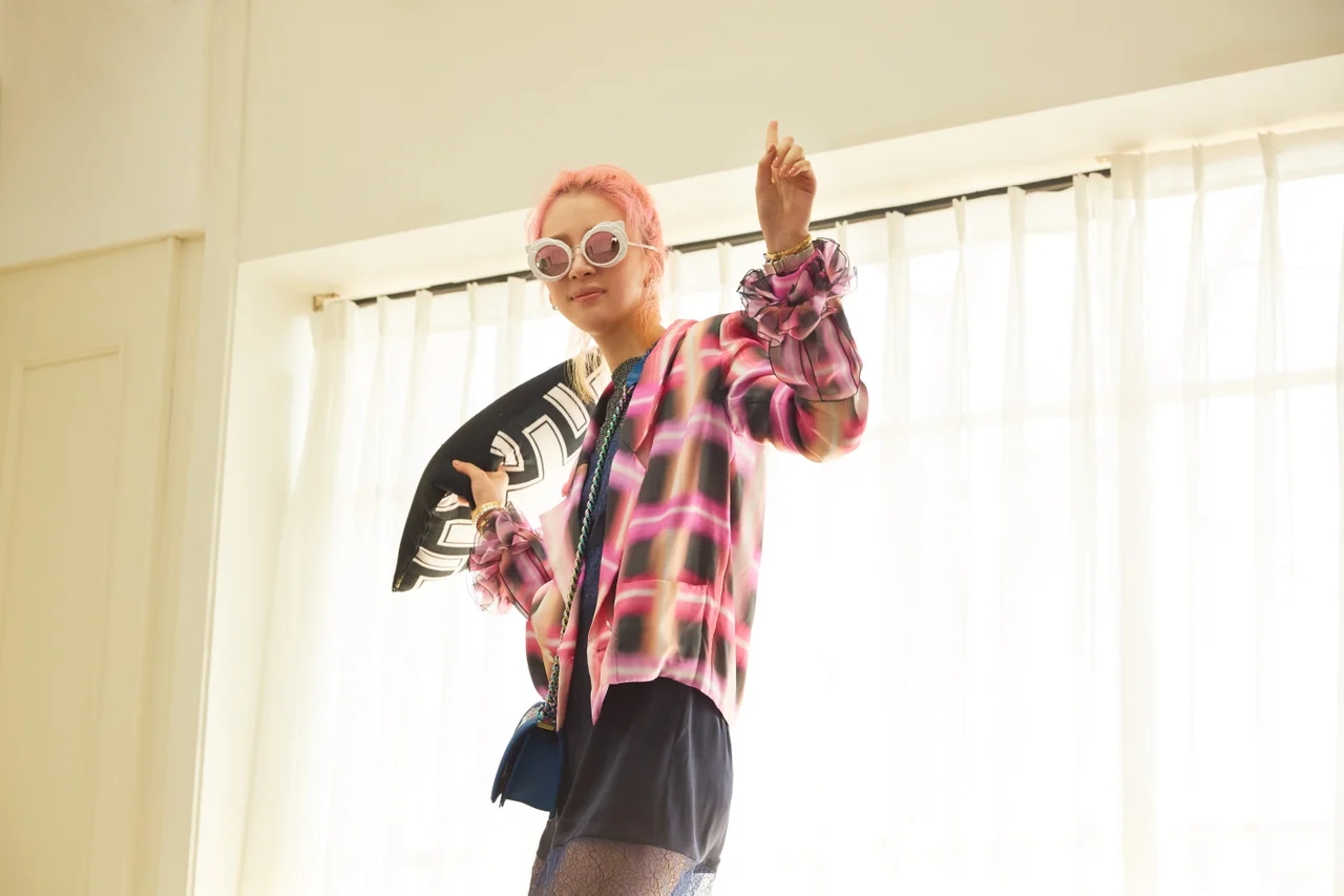 打开韩国潮模IreneKim的衣橱，原来她有这些Chanel的特别款