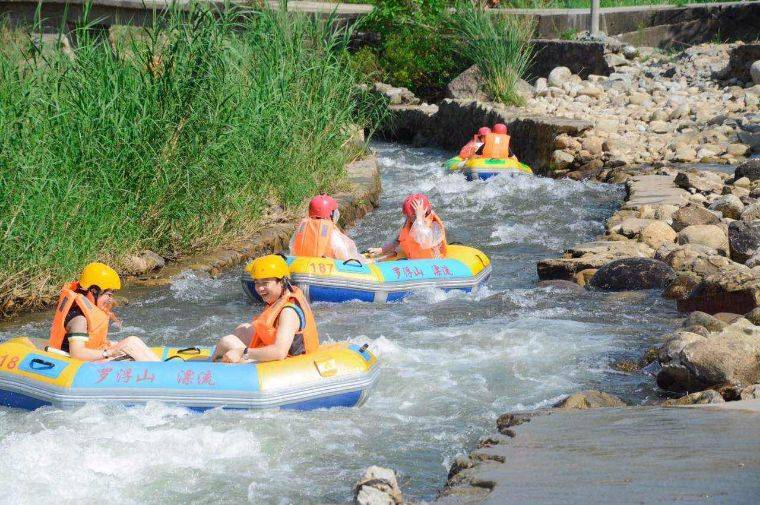 无漂流不夏天,无漂流不夏天亲子乐园