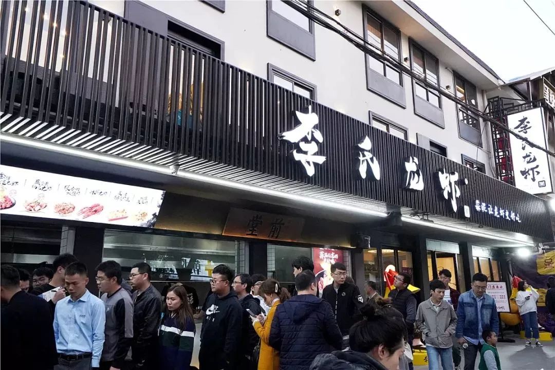 无锡小龙虾夜市,无锡小龙虾海鲜烧烤推荐