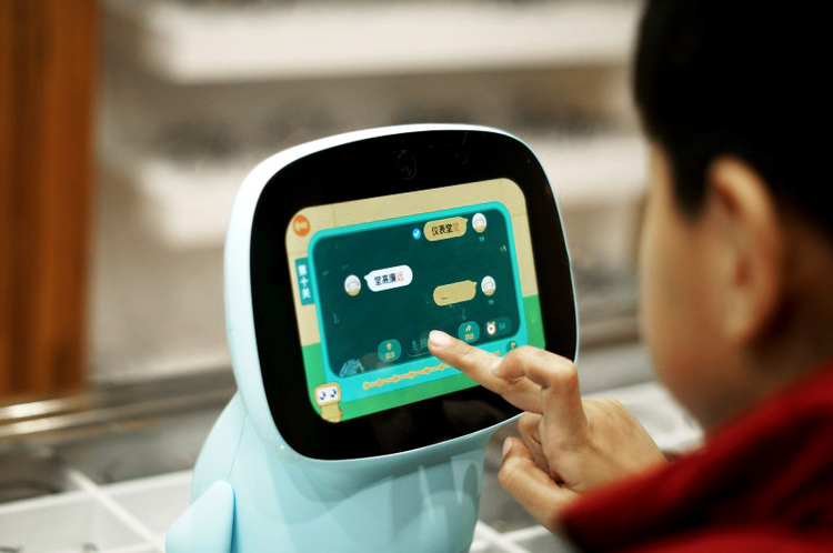 早教智能机器人优缺点,智能早教机器人哪个实惠好用