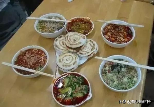 国内五条美食街全吃过才算吃货,国内值得推荐的4条美食街