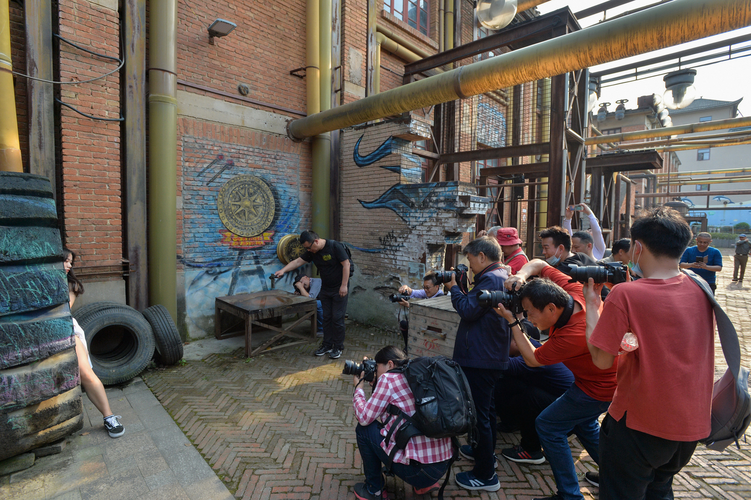 贵州多彩贵州城高清图片,多彩贵州风景图