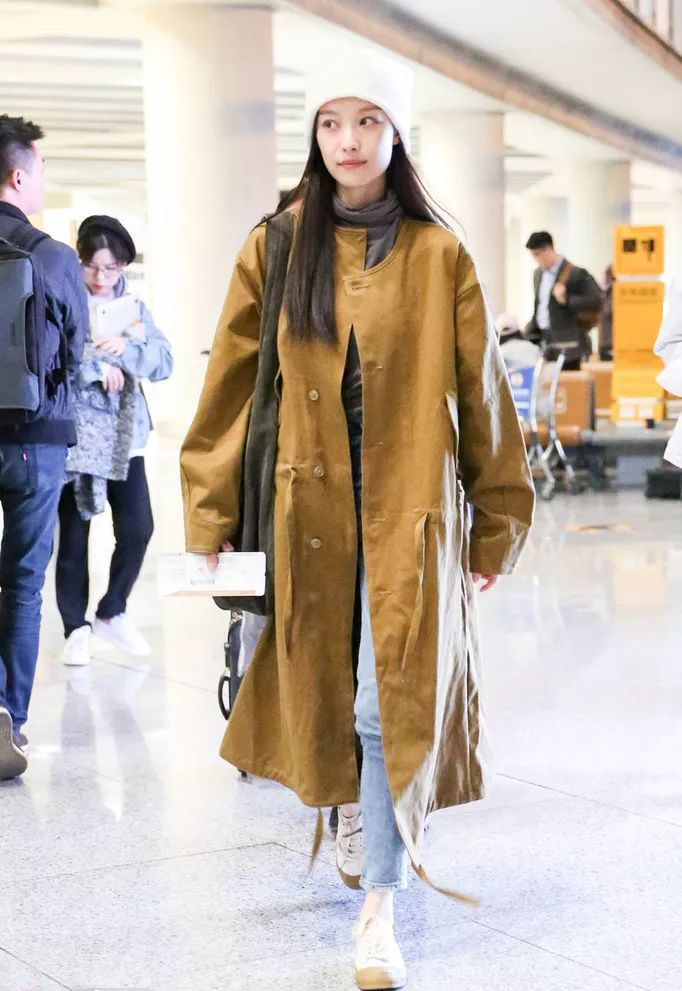 欧阳娜娜宋祖儿穿的潮流牌子,宋祖儿匡威