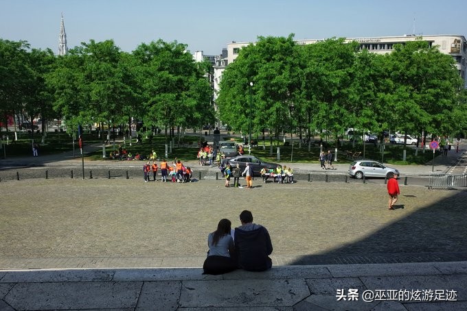 琚獕涓烘娲查閮界殑甯冮瞾濉炲皵 (娆ф床棣栭兘甯冮瞾濉炲皵)