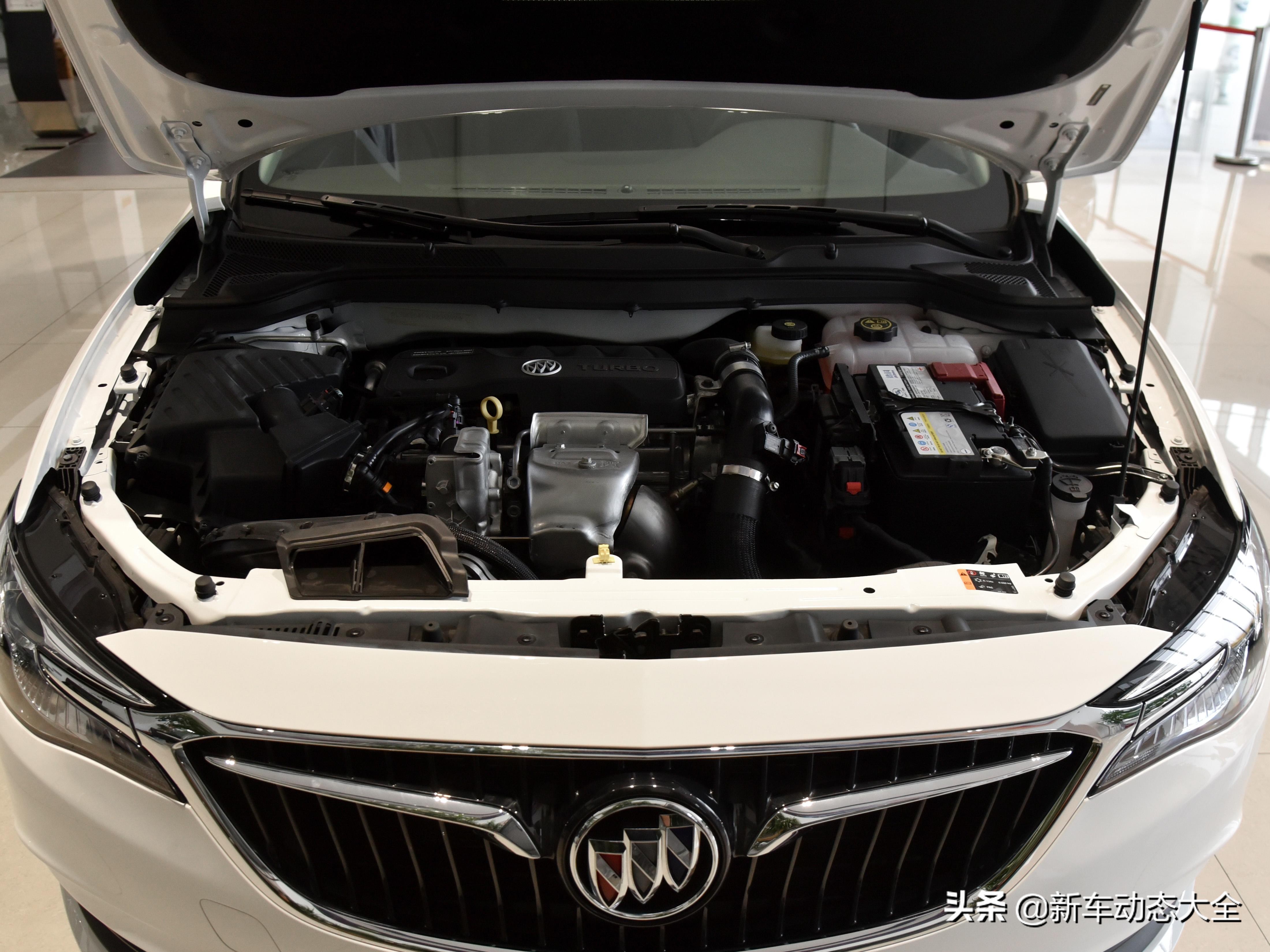 油耗5.3L低价入门合资家轿，增压自动挡大三厢，带你看别克英朗