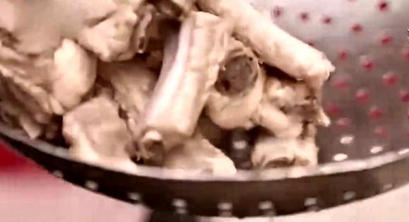 糖醋排骨第二顿怎么热来吃,配好的糖醋排骨