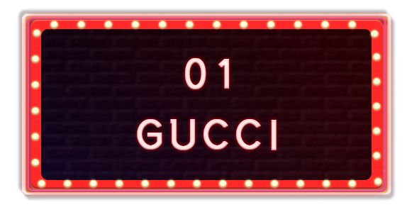 看到它3万块的项圈后，月薪3000的我瑟瑟发抖……