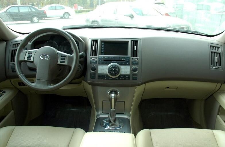 英菲尼迪fx45v8轿跑suv,英菲尼迪fx新车多少钱