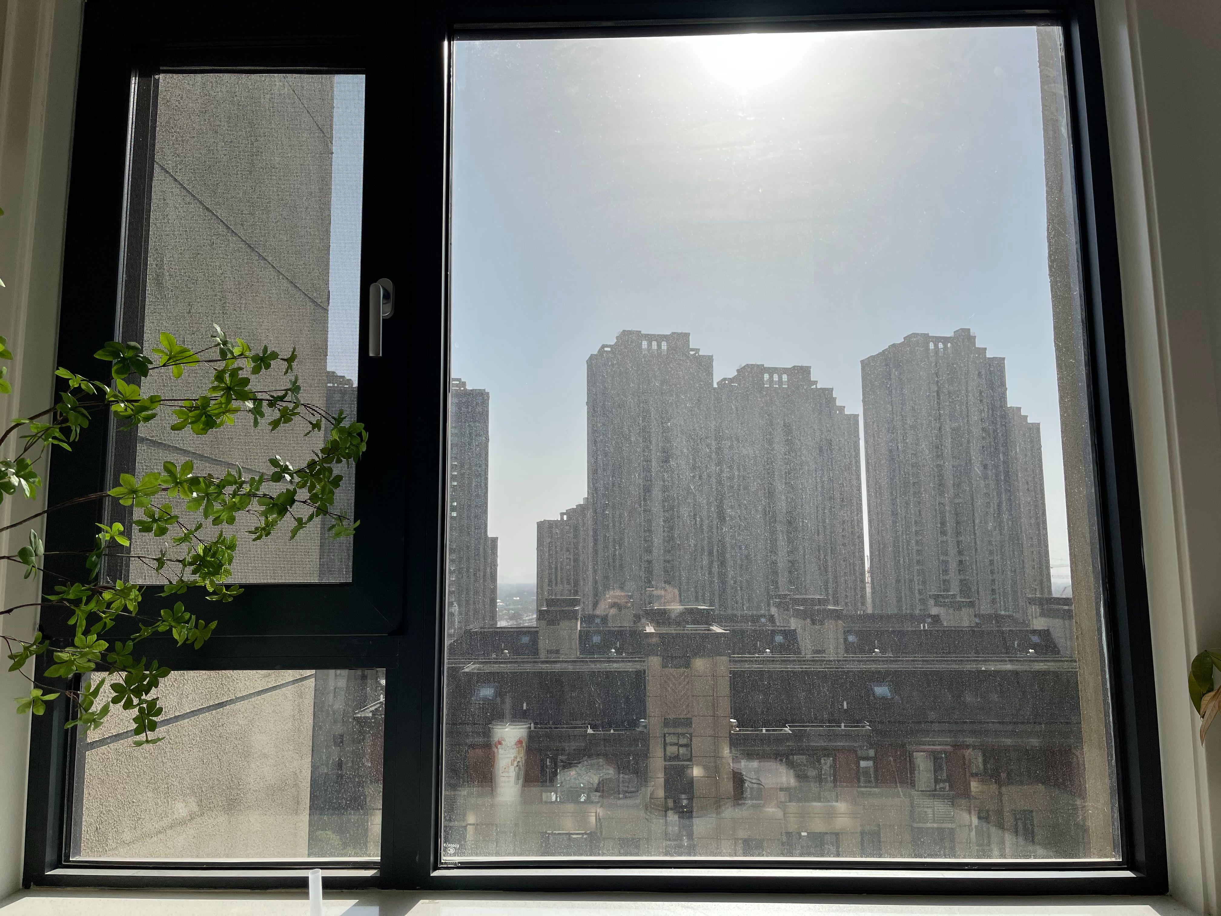 2000元的擦窗机器人,扫地机器人是智商税吗