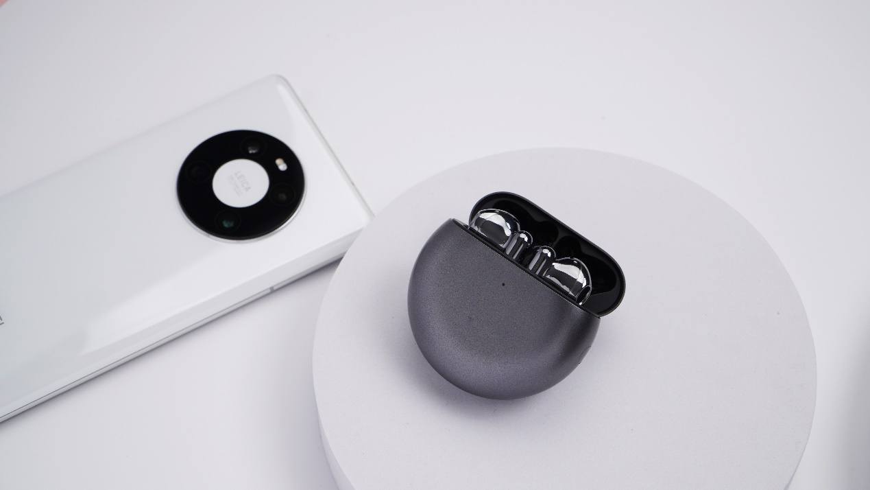 华为freebudspro和freebuds4,华为freebudspro对比freebuds4e