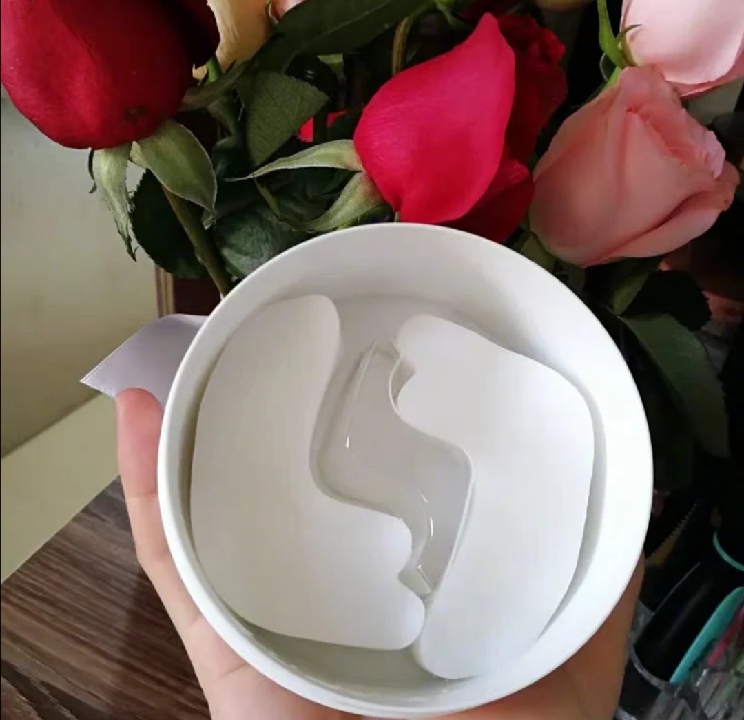 林允蛇毒眼膜测评,林允medspa面膜