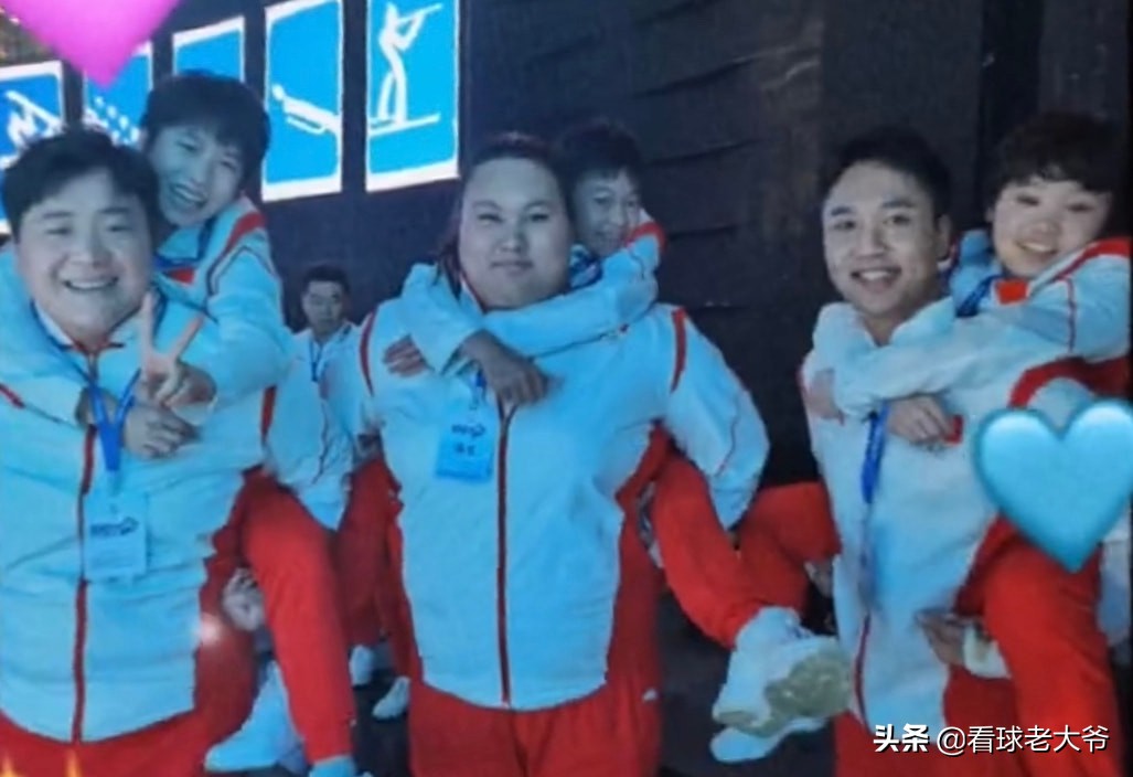 全红婵化身行走的人形挂件,全红婵人形挂件