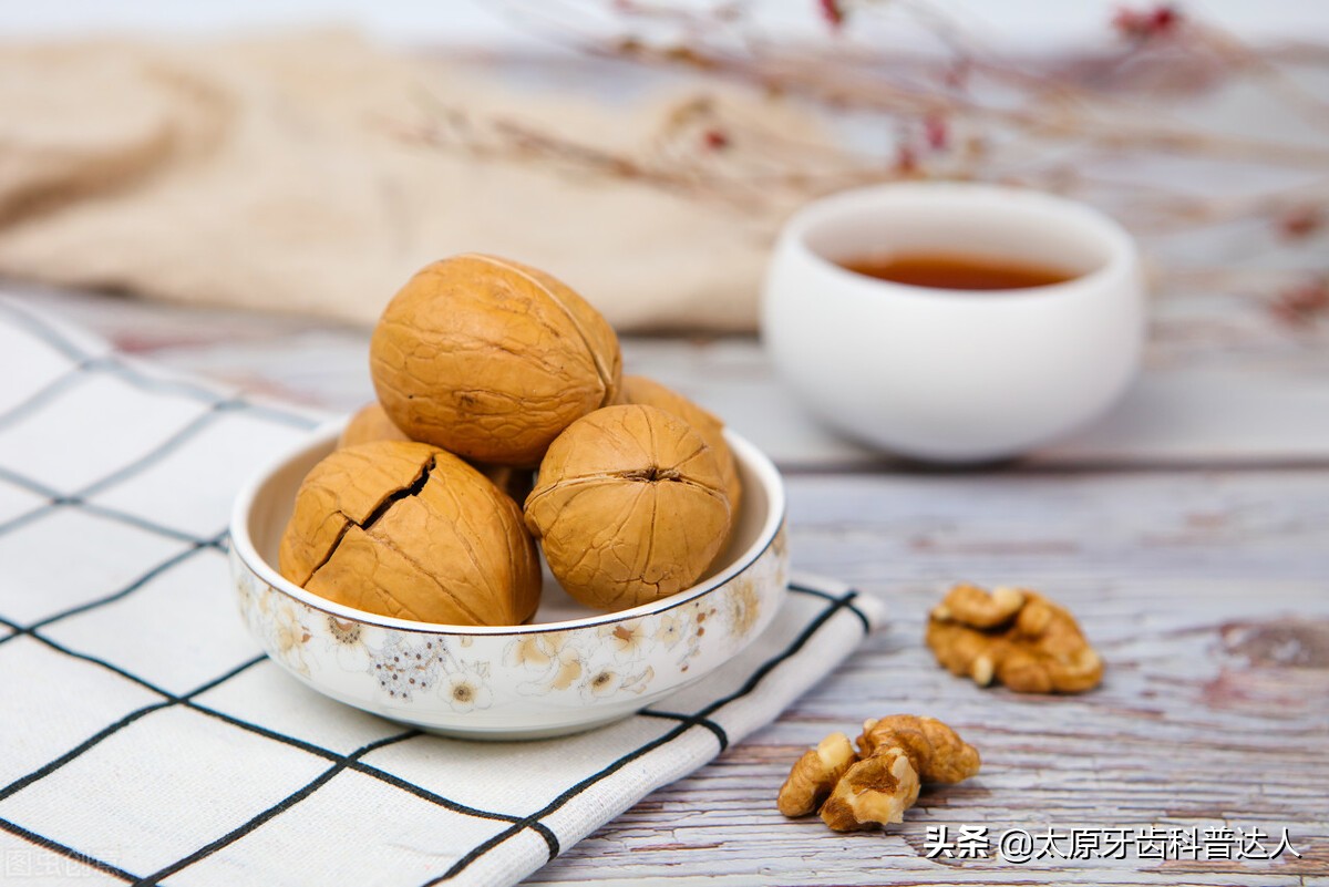 门牙隐裂修复最佳方法,牙隐裂如何修复