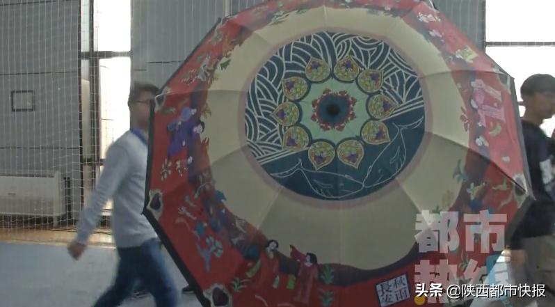 从机器人到报警器大学生创客们的新发明创意十足