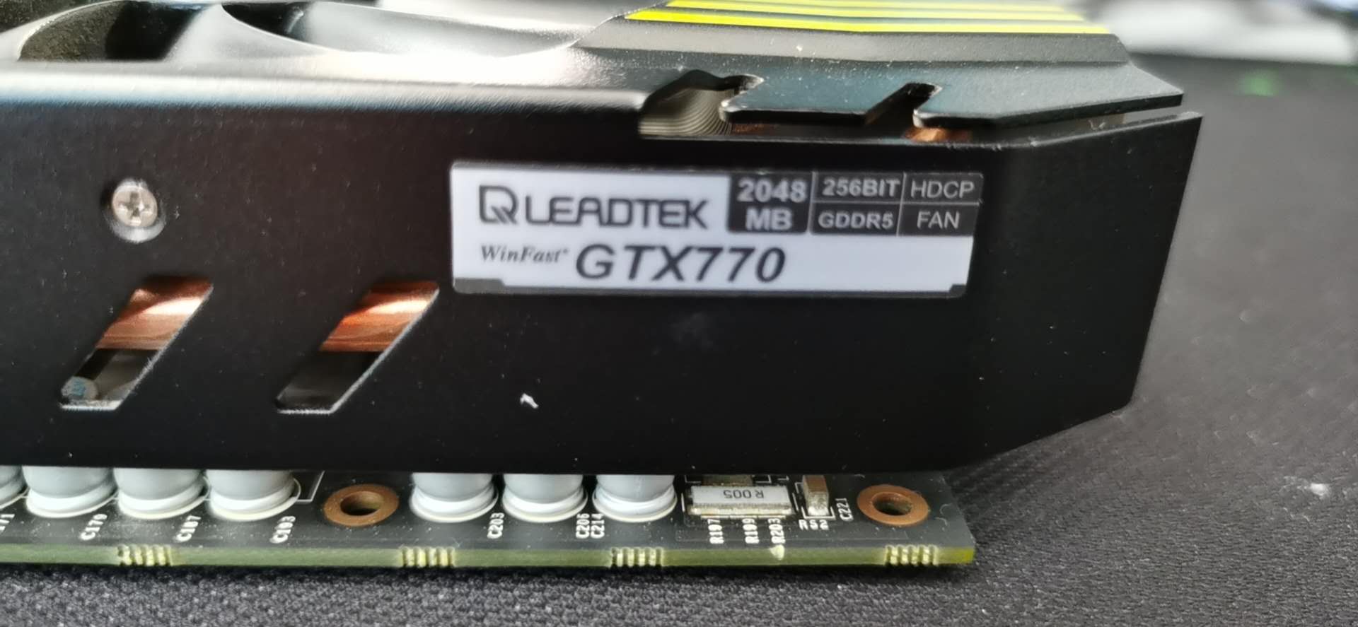 至强e5自带显卡吗,至强e5用什么系统好