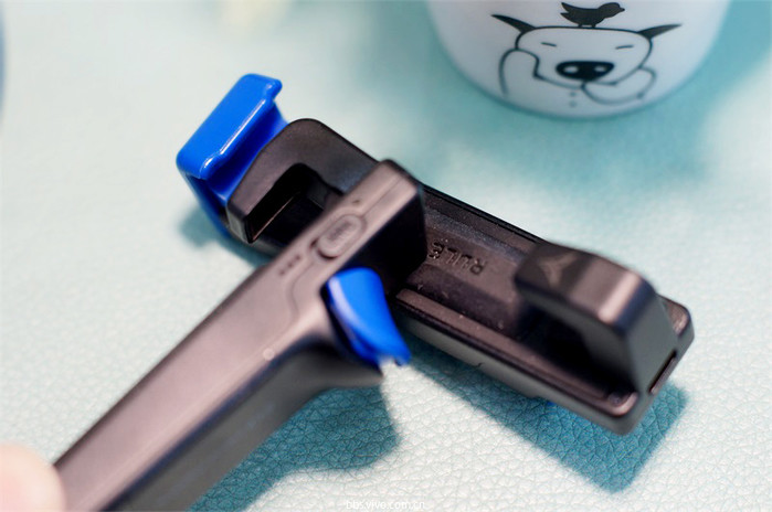 飞智蜂刺测评,飞智蜂刺高端布局