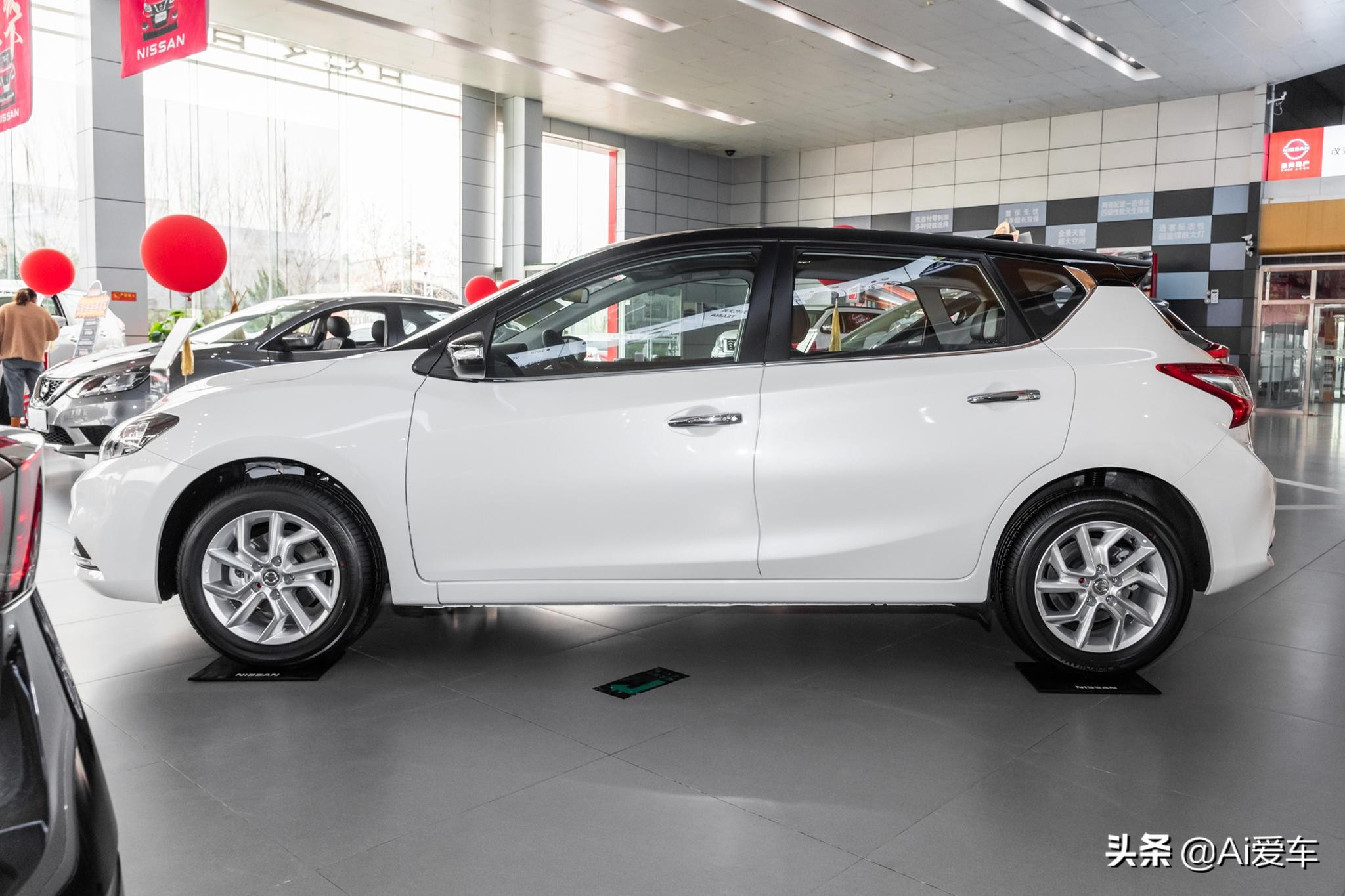 比高尔夫油耗高的车型,骐达tiida新款报价