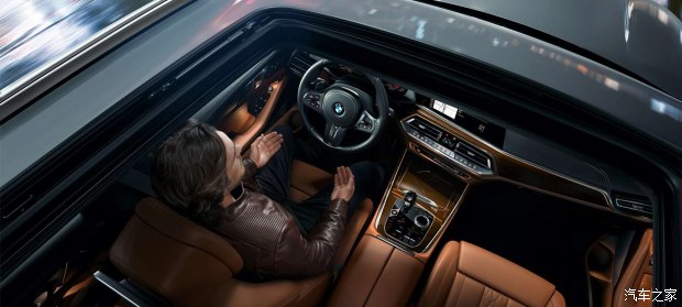 宝马x5插电式混动油耗怎么查看,06款宝马x54.8排量油耗怎么样