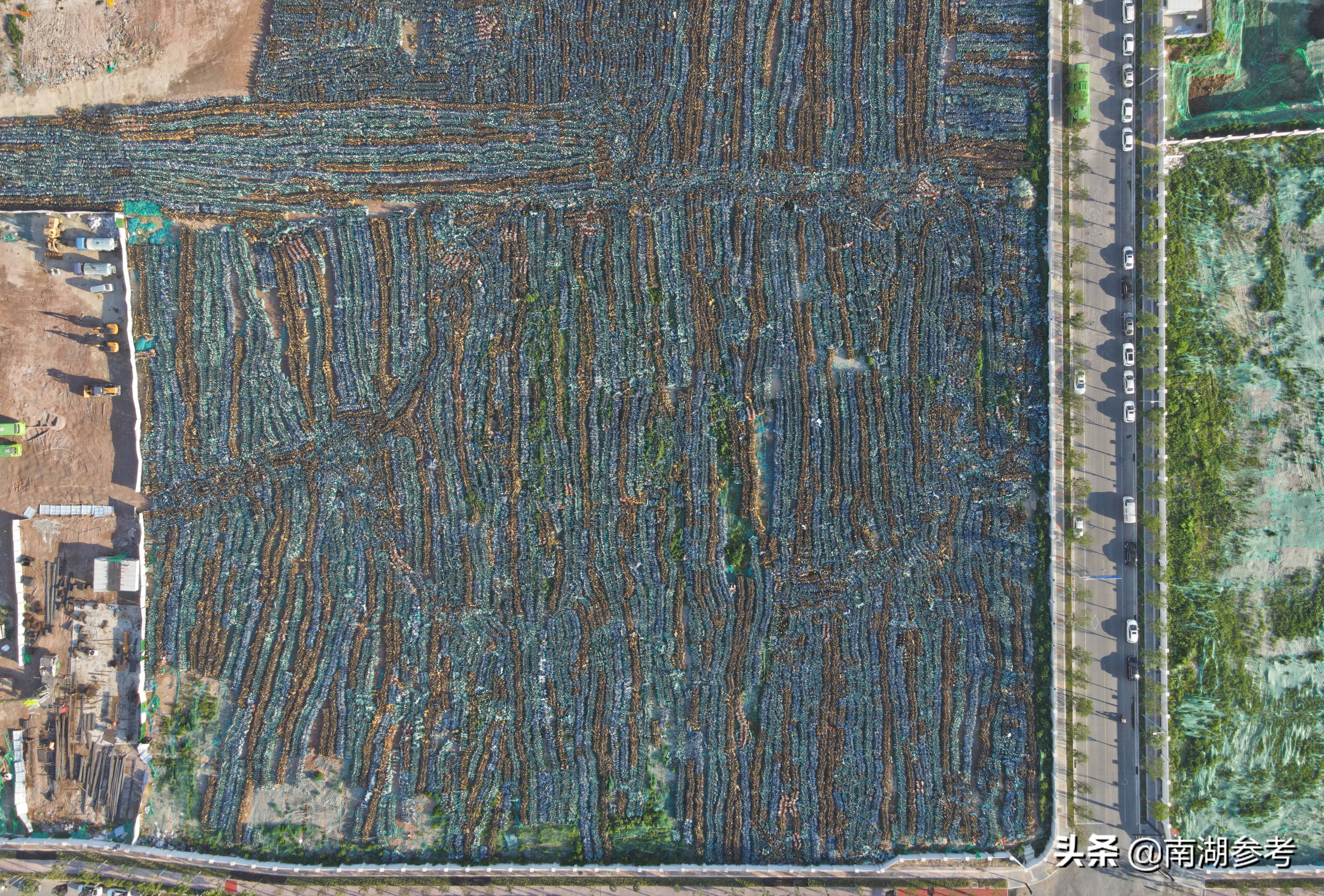 西安共享单车坟场,几十万辆共享单车坟场