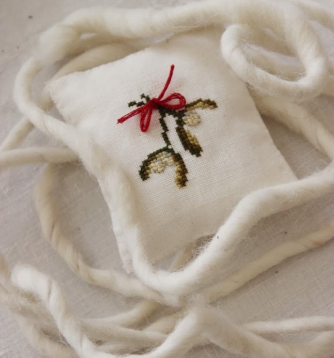 意大利设计师Luli的十字绣图纸及成品图片作品大全,编织也能用到