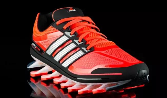 跑鞋今年最火的鞋,跑鞋最新款