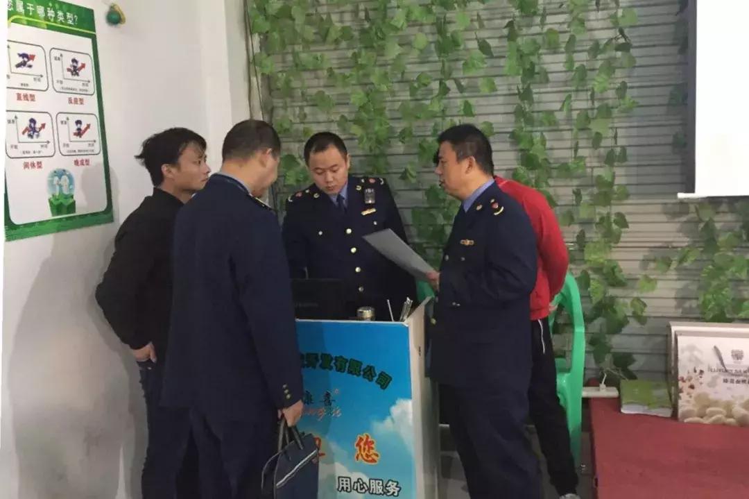 义乌一节俭老人连哄带吓6年竟花30多万买保健品！