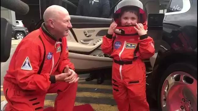 圣诞老人来了真实视频,圣诞老人来澳洲