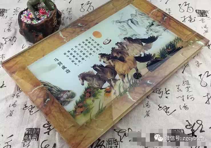 茶桌上稀奇古怪摆件,茶桌上的各种茶具