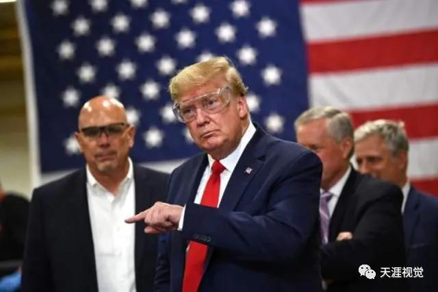 忍不了！奥巴马“指鼻怒批”特朗普，无意间说出疫情真相