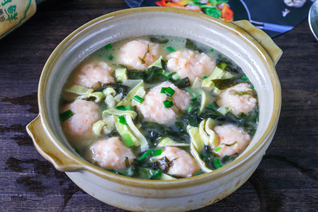 春天宝宝养胃肉丸子汤,秋季要给孩子多吃这个丸子汤