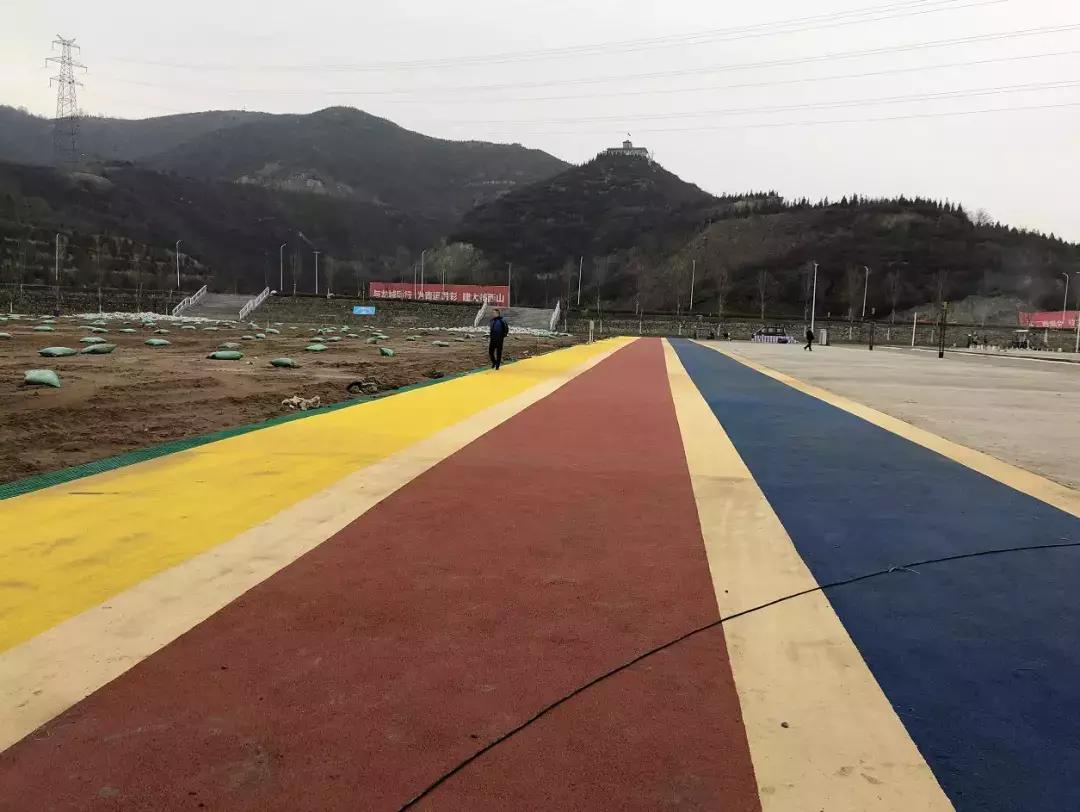 太原恒大金碧天下足球场,太原汾河景区足球场