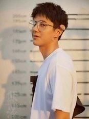 你男神用的香水,让你直接躺进他的臂弯里!