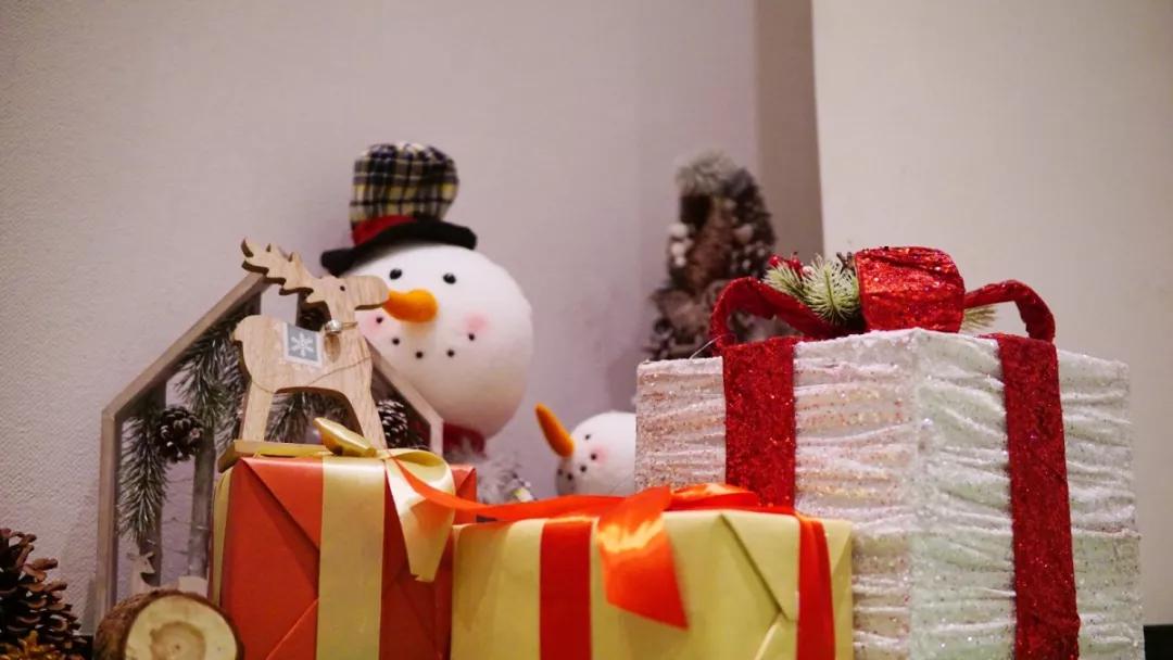 华润集团上班日常,华润集团有多少员工