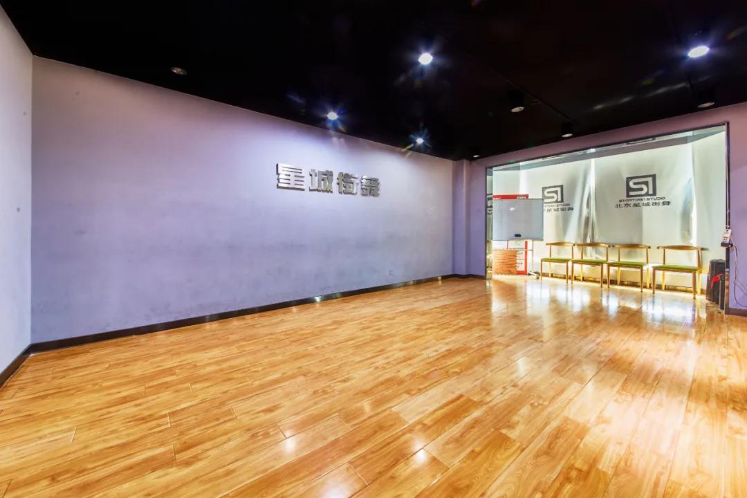 嘻哈帮街舞加盟,街舞加盟广告招商